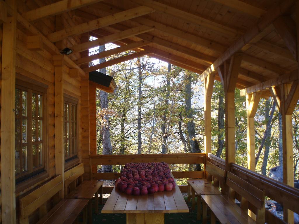 פלייבליה Guest House Tara Canyon מראה חיצוני תמונה