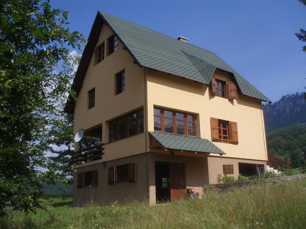 פלייבליה Guest House Tara Canyon חדר תמונה